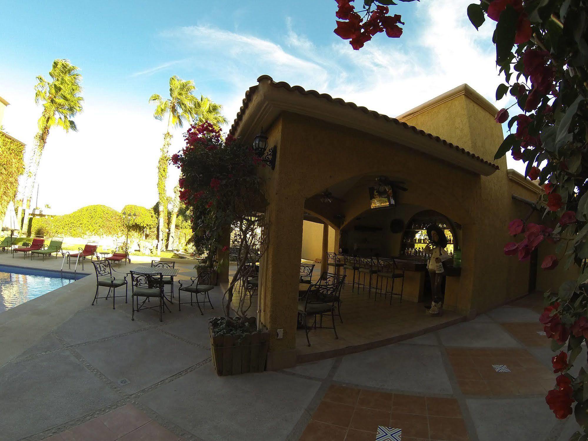 Hacienda Suites Loreto Extérieur photo